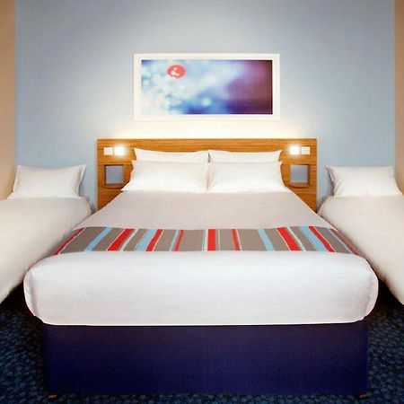 Travelodge Widnes Exterior foto