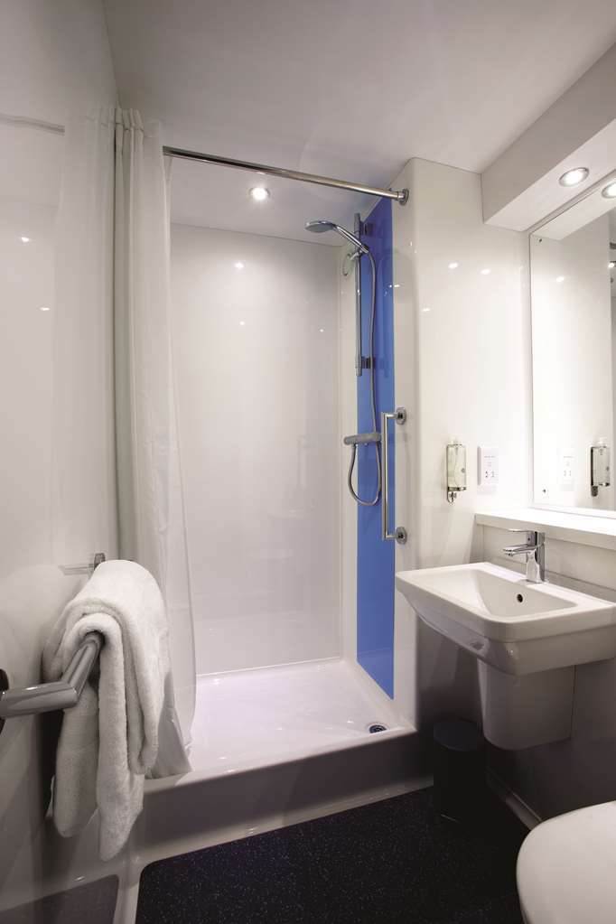 Travelodge Widnes Quarto foto